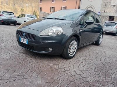 Usata Fiat Grande Punto 75 CV (55 kW) 2007 Utilitaria