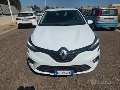 Usata Renault Clio V Intens 86 CV (63 kW) 2021 Bianco Berlina