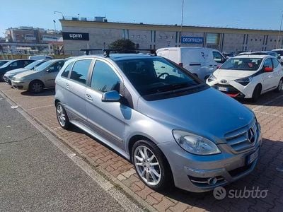 Brugt Mercedes B180 Premium 116 HK (85 kW) 2010 Grå MPV