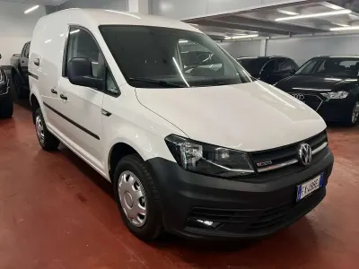 Usata VW Caddy 122 CV (89 kW) 2019 Bianco Monovolume