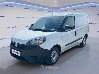 Usata Fiat Doblò Business 90 CV (66 kW) 2022 Bianco Monovolume