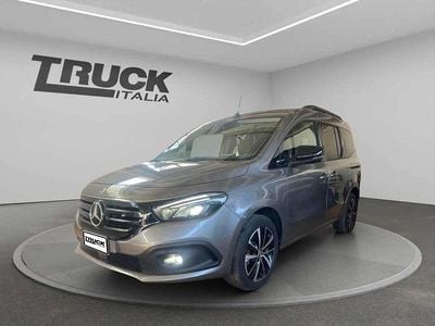 Usata Mercedes EQT200 50 kW (69 CV) 2024 Grigio opaco Monovolume