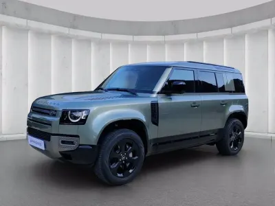 Usata Land Rover Defender SE Dynamic 301 CV (221 kW) 2025 Verde SUV