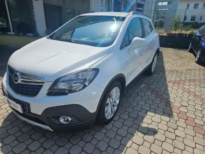 Usata Opel Mokka Cosmo 140 CV (102 kW) 2015 Bianco SUV