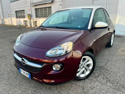 Usata Opel Adam 87 CV (63 kW) 2016 Rosso Utilitaria