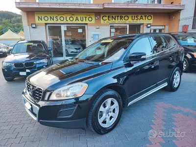 Usata Volvo XC60 Momentum 163 CV (119 kW) 2014 Nero SUV