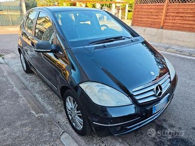Nero Usata 2009 Mercedes A180 Elegance Berlina | 3900 € (Ottimo prezzo)