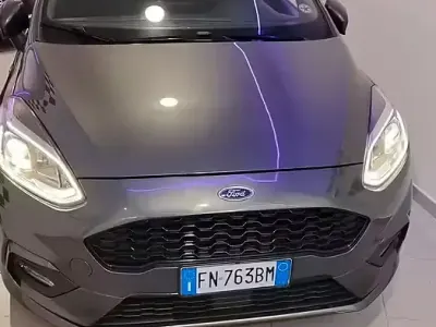 Second-hand Ford Fiesta ST-Line 86 CP (63 kW) 2018 Gri Hatchback