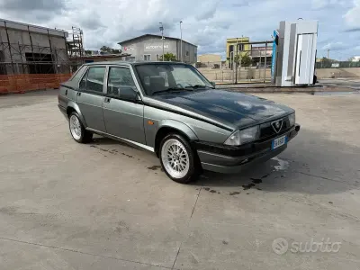 Käytetty Alfa Romeo 75 120 HP (88 kW) 1989 Sedan