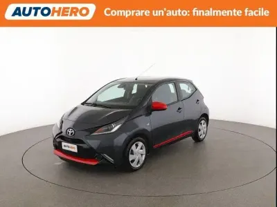 Usata Toyota Aygo X-play 70 CV (51 kW) 2018 Grigio Utilitaria