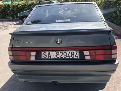 Usata Alfa Romeo 75 148 CV (108 kW) 1991 Berlina