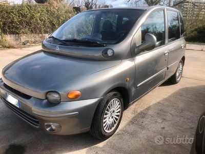Usata Fiat Multipla 115 CV (84 kW) 2002 Grigio Monovolume