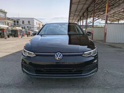 Usata VW Golf VIII Life 116 CV (85 kW) 2023 Nero Berlina