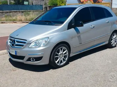 Usata Mercedes B180