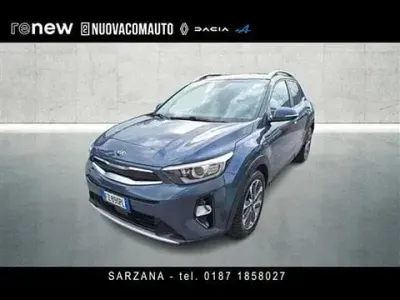 Usata Kia Stonic Style 120 CV (88 kW) 2020 Blu scuro SUV