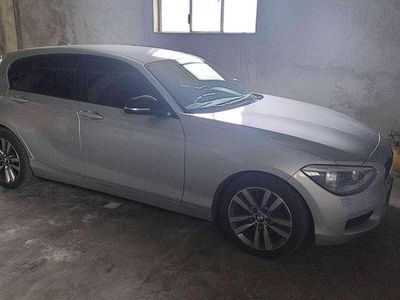 Usata BMW 118 143 CV (105 kW) 2014 Argento Utilitaria