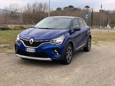 Usata Renault Captur Techno 91 CV (66 kW) 2023 Blu/azzurro SUV