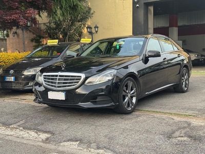 Begagnad Mercedes E200 Executive 135 HK (99 kW) 2015 Svart Sedan