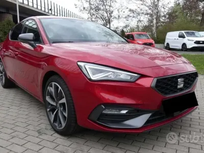 Usata Seat Leon FR 131 CV (96 kW) 2022 Rosso Berlina