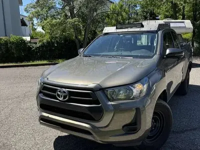 Usata Toyota HiLux Comfort 150 CV (110 kW) 2021 Pick-up
