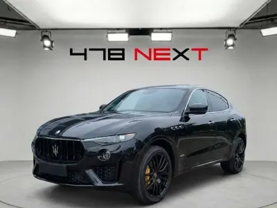Usata Maserati Levante 349 CV (256 kW) 2020 Nero SUV
