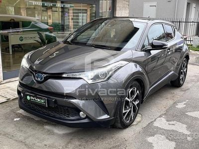 Usata Toyota C-HR Lounge 98 CV (72 kW) 2017 Grigio SUV