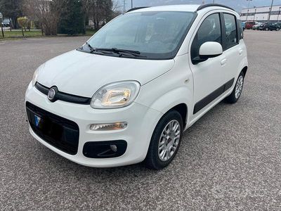 Begagnad Fiat Panda 75 HK (55 kW) 2012 Vit Halvkombi
