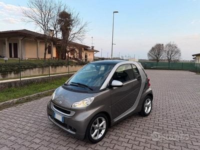 Usata Smart ForTwo Coupé 70 CV (51 kW) 2012 Giallo Coupé