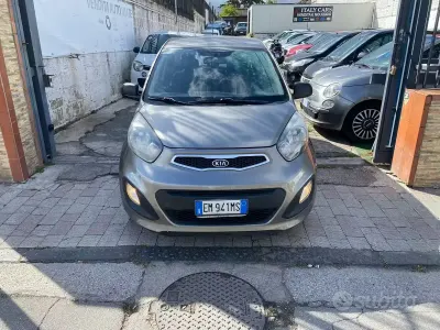 Usata Kia Picanto City 69 CV (50 kW) 2012 Marrone Utilitaria