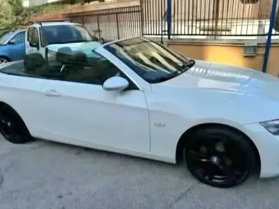 Usata BMW 320 Cabriolet Efficient Dynamics 170 CV (125 kW) 2008 Bianco Cabrio