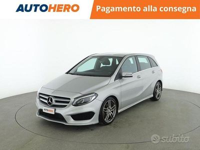 Usata Mercedes B200 2015 Grigio Monovolume