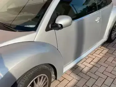 Usata VW New Beetle 105 CV (77 kW) 2007 Utilitaria