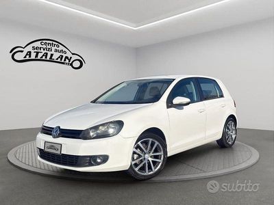 Bianco Usata 2010 VW Golf VI Highline Utilitaria | 5999 € (Buon prezzo)