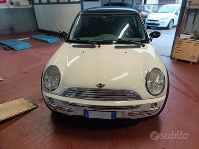 Beige Usata 2004 Mini Cooper Utilitaria | 5000 € (Molto cara)