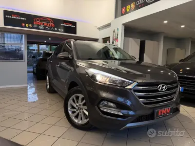 Käytetty Hyundai Tucson Xpossible 136 HP (100 kW) 2015 Harmaa Katumaasturi