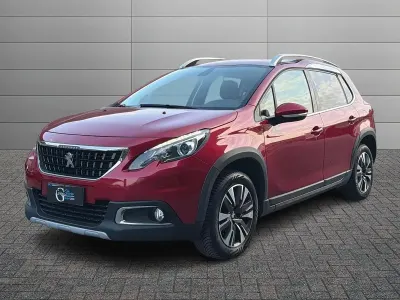 Usata Peugeot 2008 Allure 82 CV (60 kW) 2018 Rosso SUV