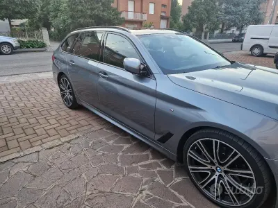 Usata BMW 518 M Sport 150 CV (110 kW) 2019 Grigio Station wagon