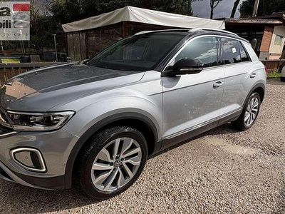 Usata VW T-Roc Style 150 CV (110 kW) 2022 Grigio SUV
