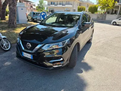 Usata Nissan Qashqai N-Connecta 159 CV (116 kW) 2020 Nero SUV