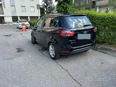 Usata Ford B-MAX 75 CV (55 kW) 2014 Nero Monovolume