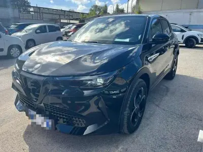 Nuova Alfa Romeo GT Junior Edizione Speciale 135 CV (99 kW) 2025 Grigio SUV