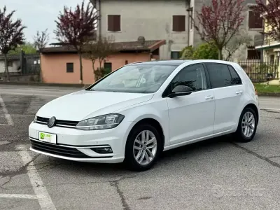 Usata VW Golf VII Highline 125 CV (91 kW) 2018 Bianco Berlina