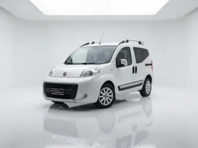 Usata Fiat Qubo Trekking 95 CV (69 kW) 2015 Bianco Monovolume