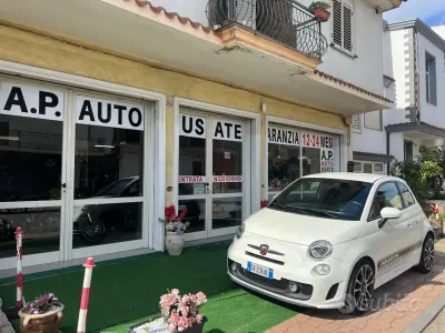 Usata Abarth 500 135 CV (99 kW) 2009 Bianco Utilitaria
