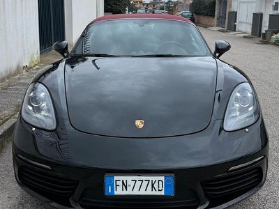 Usata Porsche 718 Boxster 300 CV (220 kW) 2018 Nero Cabrio