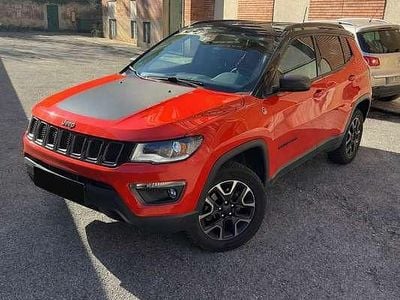 Usata Jeep Compass Trailhawk 170 CV (125 kW) 2019 Rosso SUV