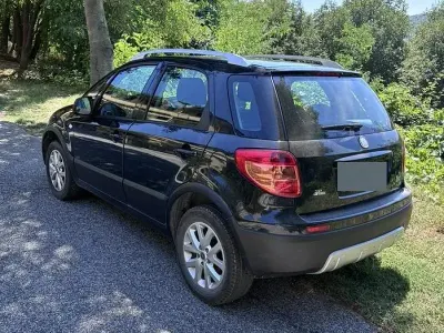 Usata Fiat Sedici 135 CV (99 kW) 2011 Nero SUV