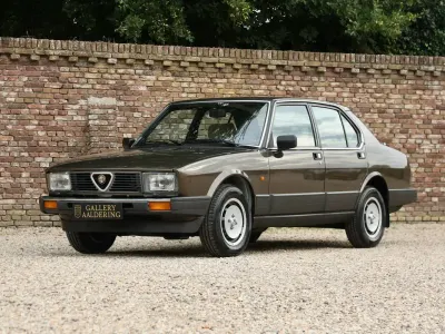 Usata Alfa Romeo Alfetta 131 CV (96 kW) 1984 Marrone Berlina