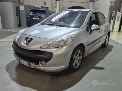 Usata Peugeot 207 88 CV (64 kW) 2007 Grigio Berlina