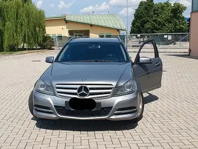 Begagnad Mercedes C220 2012 Grå Sedan